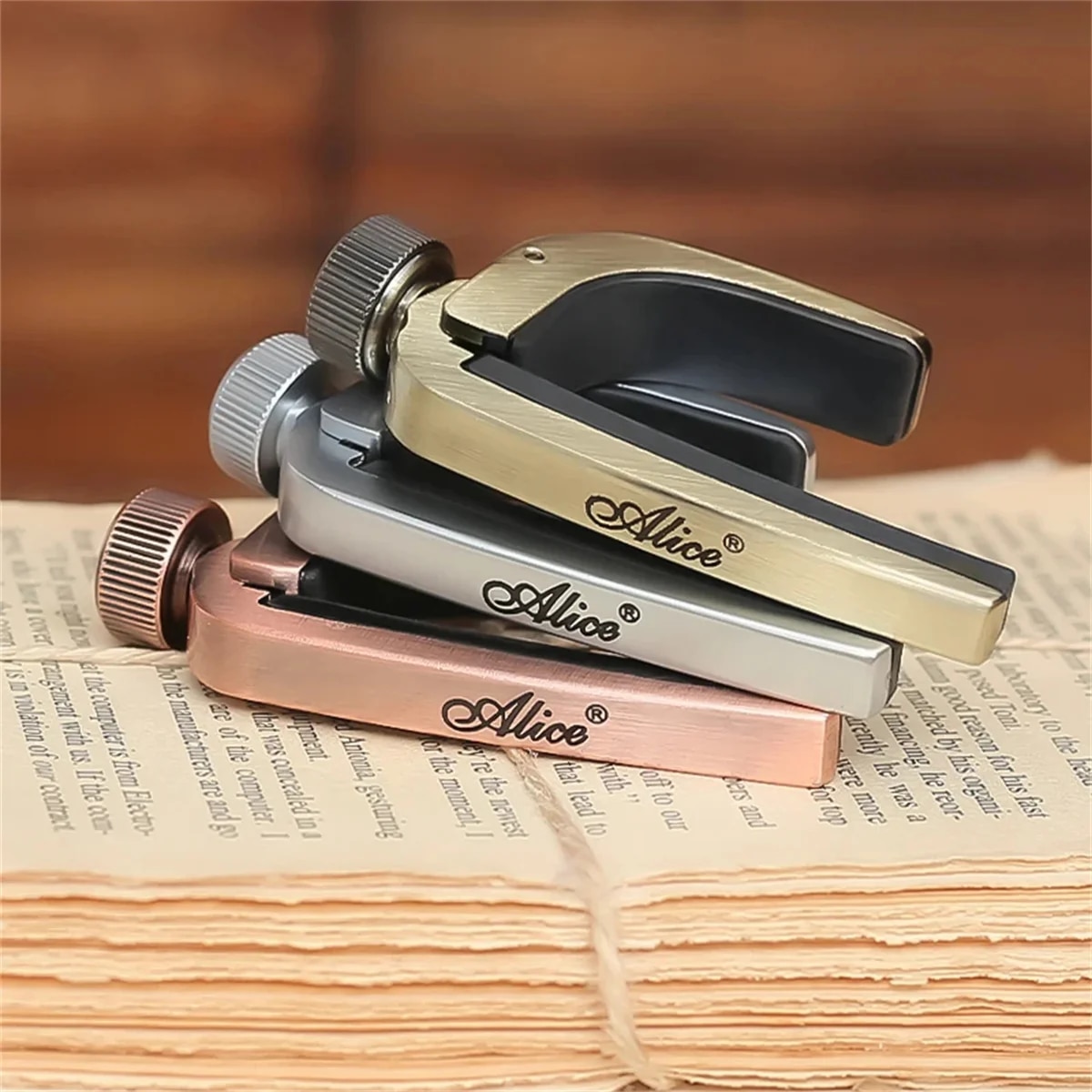 Alice Guitar Capo Adjustable R - Guitar Capo Clip recension och pris